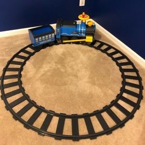 6 Volt Tide on Train